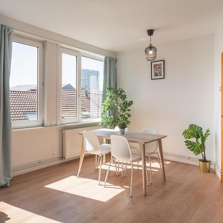 Large Antwerp City Center Apartments Esterno foto