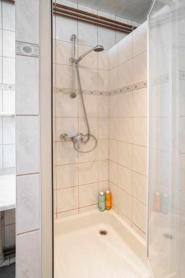 Large Antwerp City Center Apartments Esterno foto