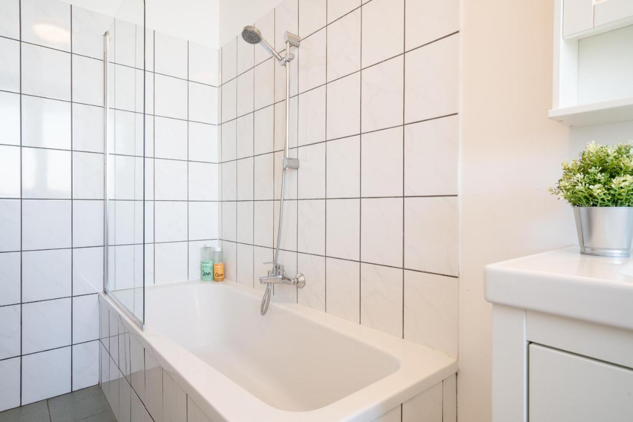 Large Antwerp City Center Apartments Esterno foto