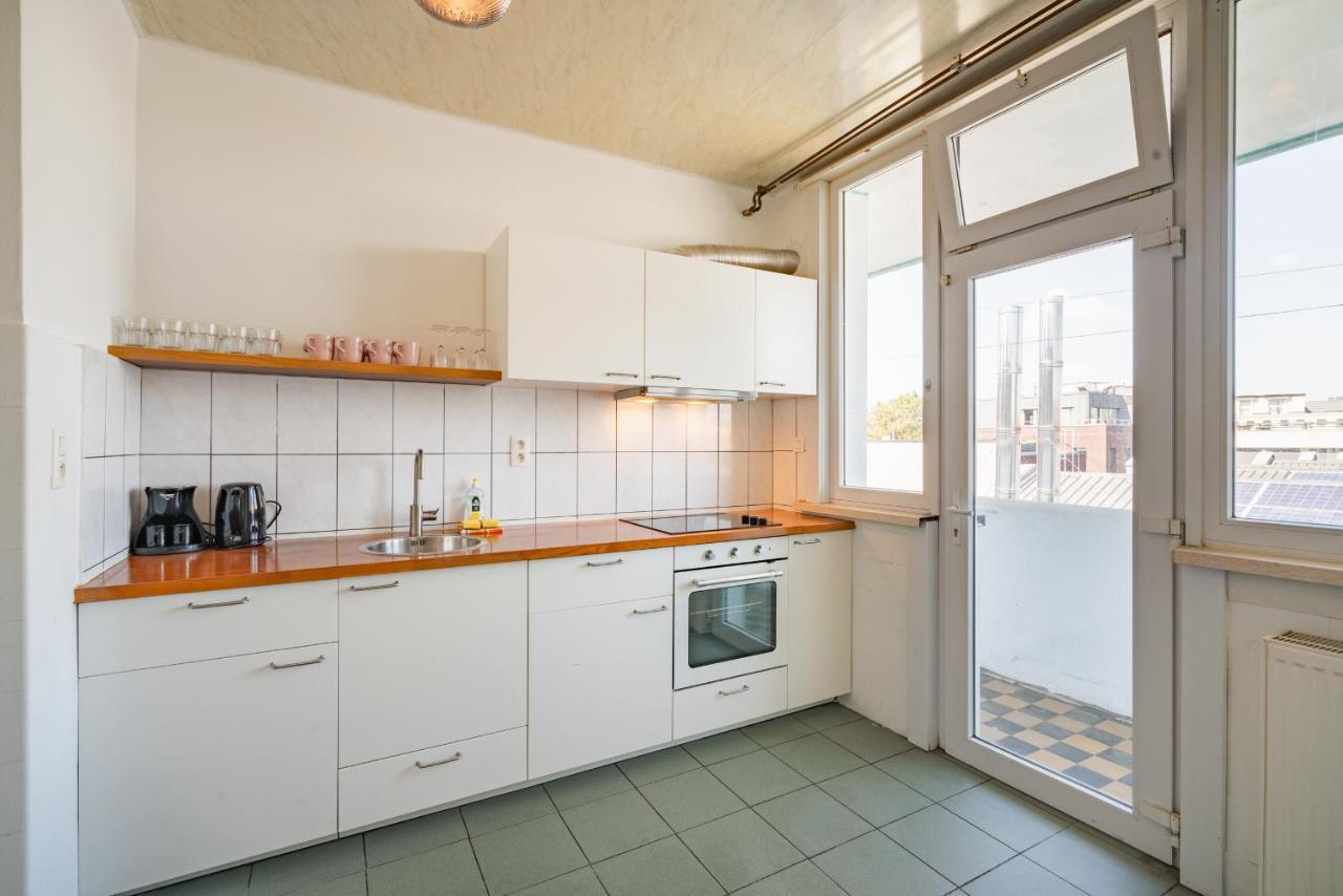 Large Antwerp City Center Apartments Esterno foto